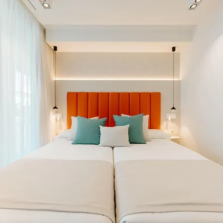 Caleta Tenerife * Costa Adeje (Tenerife)